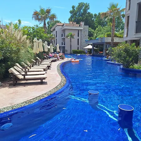 Brandnew 3 With Poolview In Cascadas Slantschew brjag